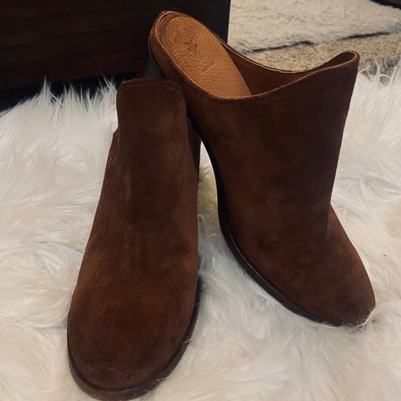 Frye Shoes - Frye Women's Naomi Mule Heeled Mules